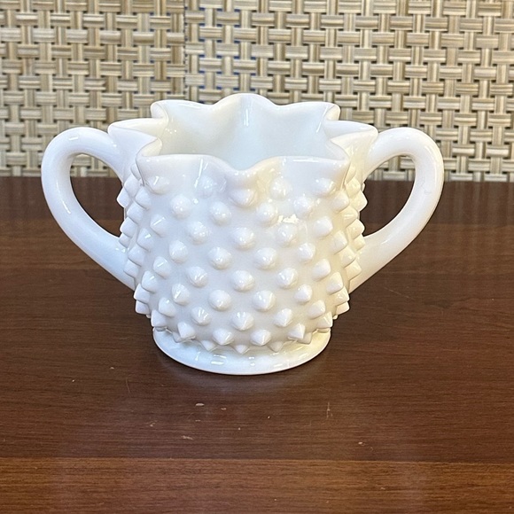 🍁🌟2xHP🌟VTG 1950s Fenton White Hobnail Milk Glass Crimped Edge Cream & Sugar - Picture 3 of 8